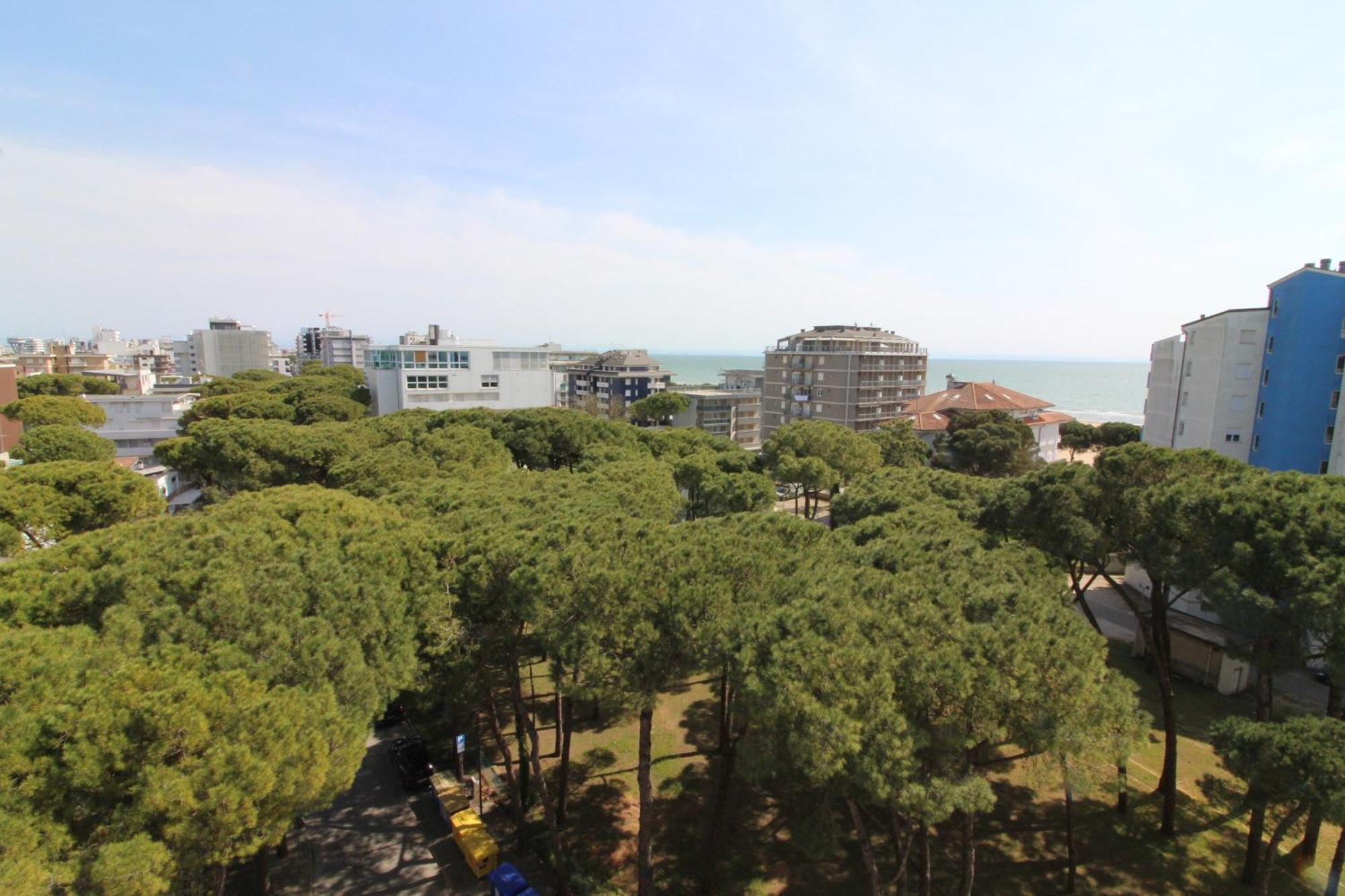 Appartamenti Luna Lignano Sabbiadoro Exterior foto